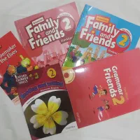 کتاب های Family and Friends2