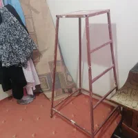 چهارپایه اهنی