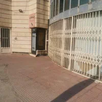 ۲۰ متر مغازه تجاری دو نبش دو درب تابلو خور عالی|فروش مغازه و غرفه|تهران, صادقیه|دیوار