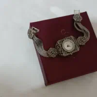 ساعت تایلندی نقره وزنش ۴۰ گرم هدیه بوده|ساعت|تهران, شهید رجایی|دیوار