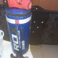 کیسه بوکس سالم درحدنو بادستکش وباند مچ|تجهیزات ورزشی|تهران, بوستان سرخه حصار|دیوار