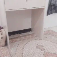 میز ناخن و میز مطالعه