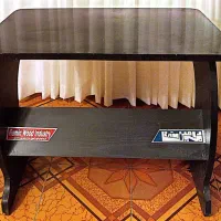 میز کامپیوتر و مطالعه