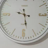 ساعت دیواری بزرگ