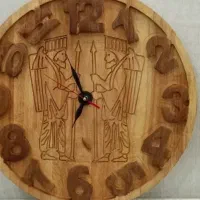 ساعت هخامنشی چوبی