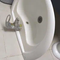 روشویی و آینه