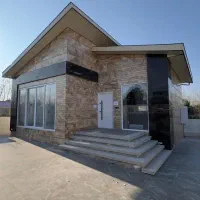 ویلا نوساز ساحلی ۱۴۰ متر بنا