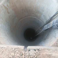 چاه کن مغنی مقنی حفره چاه آبی چاه فاضلاب پشته زنی