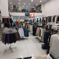 فروشنده پوشاک