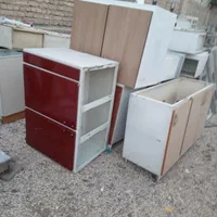 فروش کابینت فلز دست دوم (کیلویی)|مصالح و تجهیزات ساختمان|اصفهان, آبشار|دیوار
