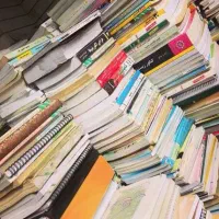 کتاب و کاغذباطله