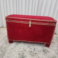 صدوق مخمل قدیمی