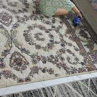 فرش گل برجسته رنگ روشن