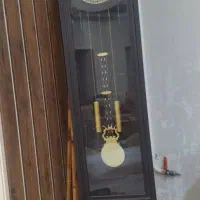 ساعت ایستاده تمیز