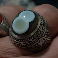 انگشتر باباقوری دوچشم