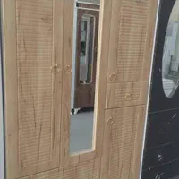 کمد سه درب اینه دار|جاکفشی، کمد، دراور|صدرا-فارس, |دیوار