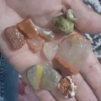 سنگ قیمتی ونیم قیمتی امدع