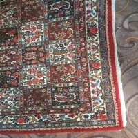 فرش دستباف ۳تخته ۶۰تومن.