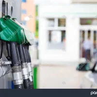 کار در جایگاه پمپ‌بنزین