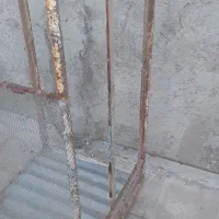 قفس آهنی مرغ کفتر سگ