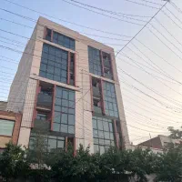 ۷۵ متری موقعیت اداری در خیابان جانبازان ( گلبرگ )