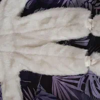 سرهمی|کفش و لباس بچه|خوی, |دیوار