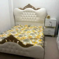 یک دست مبل ویک تخت خواب ویک کمدارایشی ویک کمدلباسی|تخت و سرویس خواب|چغادک, |دیوار