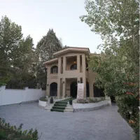 ویلایی-دو-طبقه-مجزا-خیابان-109-نوسازی-شده