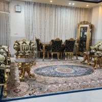 فروش یه دست مبل سلطنتی  با میز و صندلی ناهار خوری