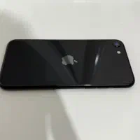 آیفون se 2020 ۱۲۸|موبایل|لنجان, |دیوار