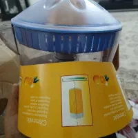 یک عدد آب مرکبات گیری نو|آبمیوه‌گیر و آب‌مرکبات‌گیر|یزد, |دیوار