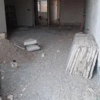 طبقه ی همکف فروشی راهرو مجزا