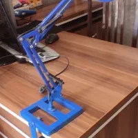 چراغ مطالعه مهندسی  با پایه محکم سفارشی