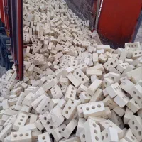 سگل(سه سوراخ)|مصالح و تجهیزات ساختمان|سیرجان, |دیوار