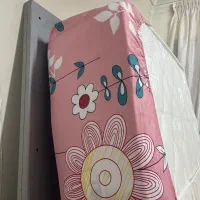 تخت خواب یکنفره چوبی همراه با تشک طبی