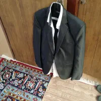 کت وشلوار نو مشگی با پیراهن سفید نو