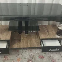 میزتلوزیون شیشه ای