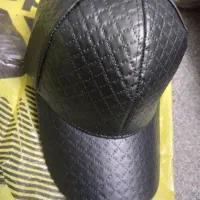 تعدادی کلاه صفر|کیف، کفش، کمربند|آزادشهر, |دیوار