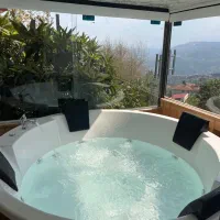 کلبه سوئیسی جکوزی دار بارگاه اربکله|اجارهٔ کوتاه‌مدت ویلا و باغ|رامسر, |دیوار