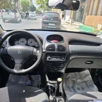 206 V8