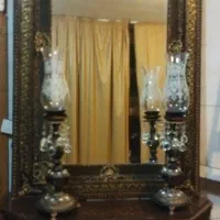 اینه شمعدان چوبی، کنده کاری شده