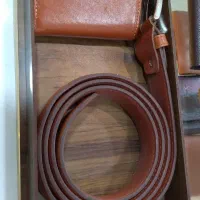 کمربند و کیف پول چرم اصل همراه جعبه چوبی