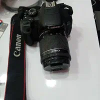 دوربین کانون d700