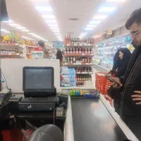 به یک صندوقدار در کافه چای وسیگار نیازمندیم