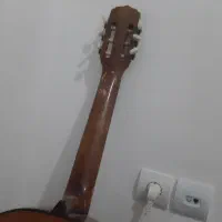 گیتار کلاسیک|گیتار، بیس، امپلیفایر|رشت, سیا اسطلخ|دیوار