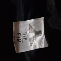 کاپشن|لباس|اهر, |دیوار