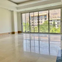 ۱۳۸متری_ تکواحدی_ نوساز_ سندآماده_ خ مخبری