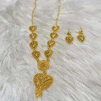 گردنبند و گوشواره