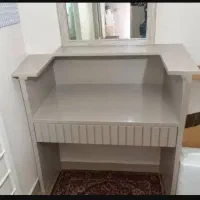 میز تحریرو میز پیشخوان
