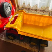 ماشین شارژی بزرگ و قوی حراج|اسباببازی|تهران, شهرک شهید رجایی (کوی نوبنیاد)|دیوار